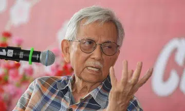 Malaysia's former finance minister Daim to be charged by anti-graft agency
