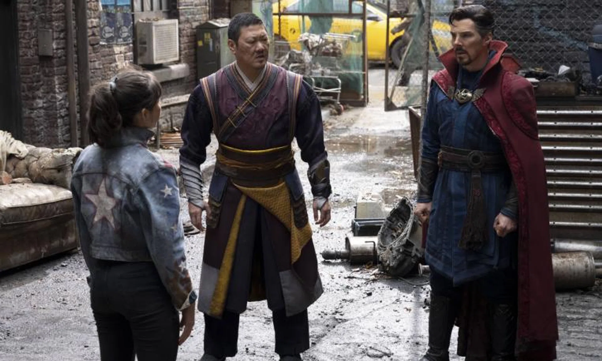 Overseas, Doctor Strange 2 earned US$265 million from 49 territories, taking the global total to US$450 million.