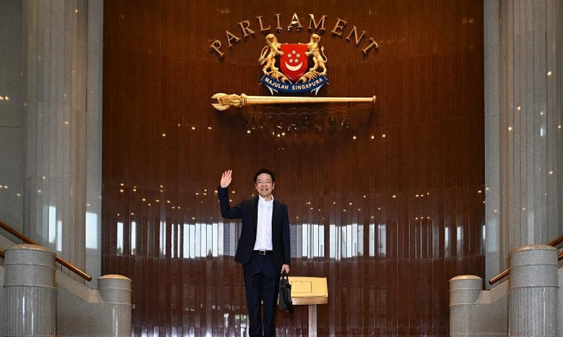 There will be live television and radio coverage of the Budget statement.