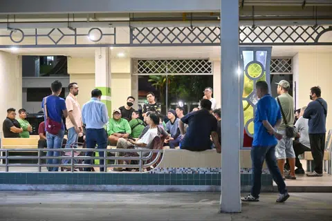 Delivery riders meet Pritam Singh over platform worker issues