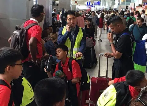 Parent with stranded F-17 team in Turkey: Lack of info was frustrating