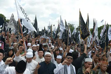 Indonesia to muzzle radicals