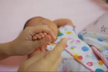 Singapore's oldest mum to a newborn in 2022 is 55 years old