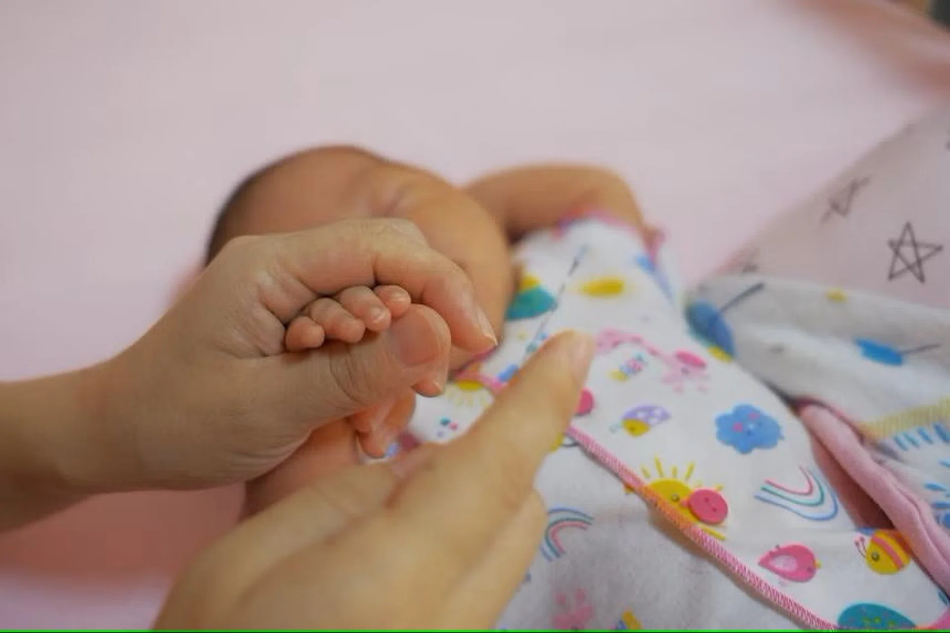 In the 21 years from 1989 to 2009, six women aged 50 and older gave birth to seven babies. 