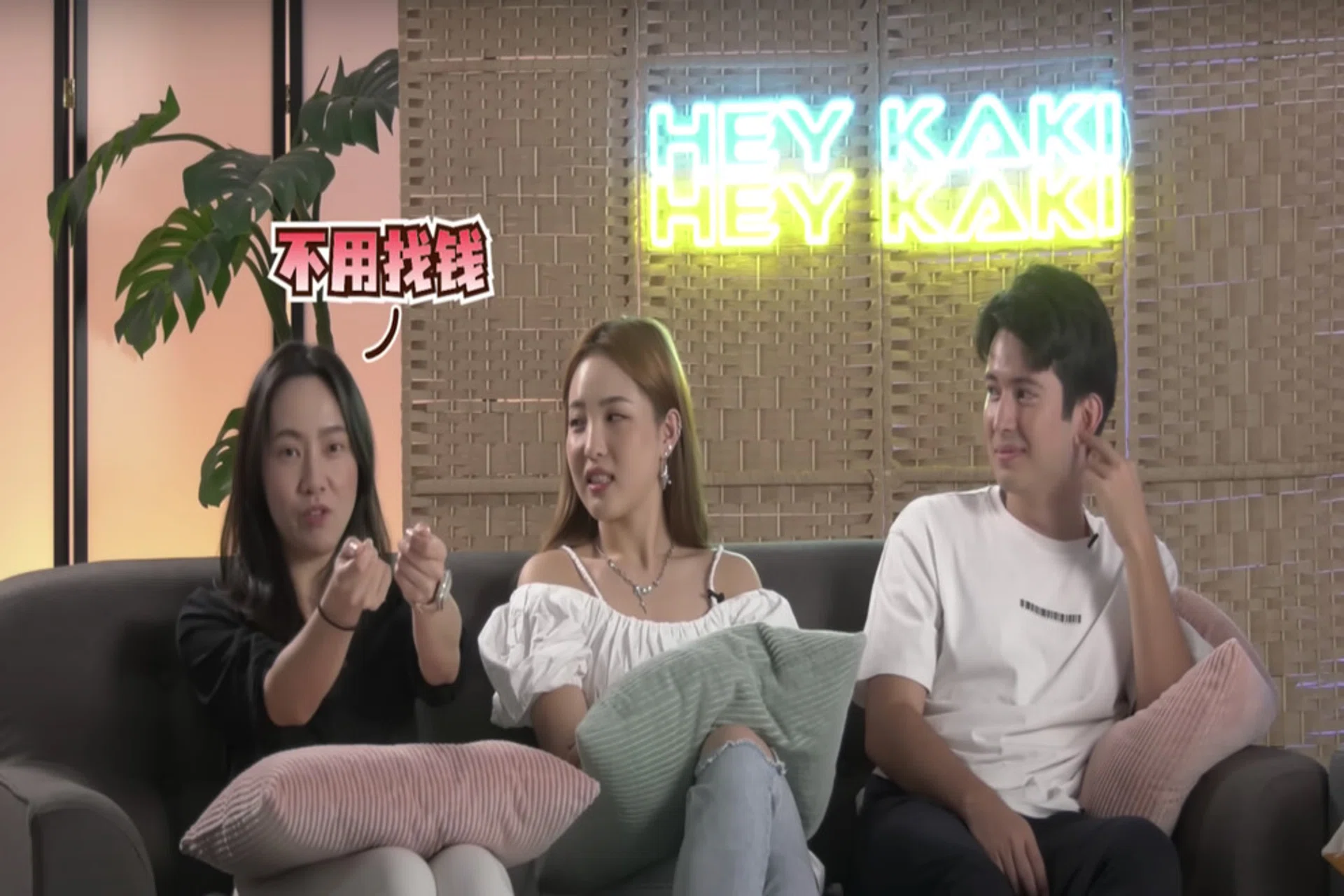 YouTuber Alison Wu (left) discussing dating Singaporean men on the HeyKaki podcast Kaki Chats.