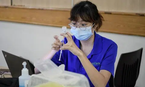 3 mRNA vaccine shots enough to keep healthy people well-protected, even for new Covid-19 variants