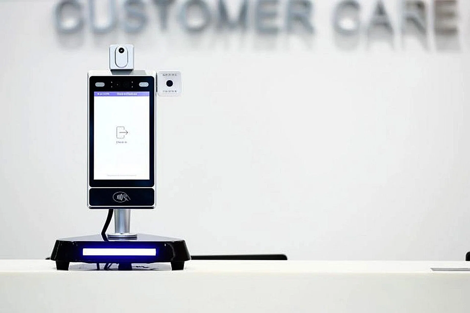 The Facial Access Control Temperature System is a check-in system to help businesses screen visitors' temperatures and record their entry and exit for contact tracing. 