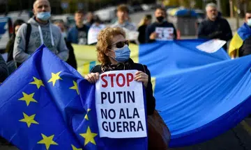 EU says 'Putin must and will fail' as it agrees new sanctions