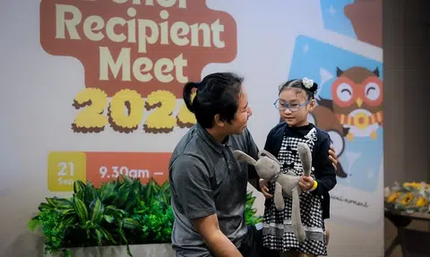 Tears of joy as bone marrow recipients meet their donors