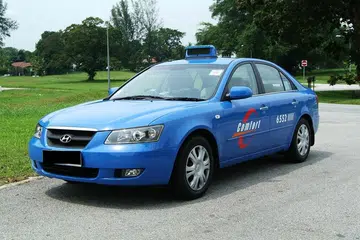 Cabby takes pregnant woman to hospital, she delivers baby in back seat