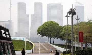 Can I use a surgical mask instead of an N95 when there is haze?
