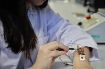 New sensor can detect cholesterol and glucose from skin