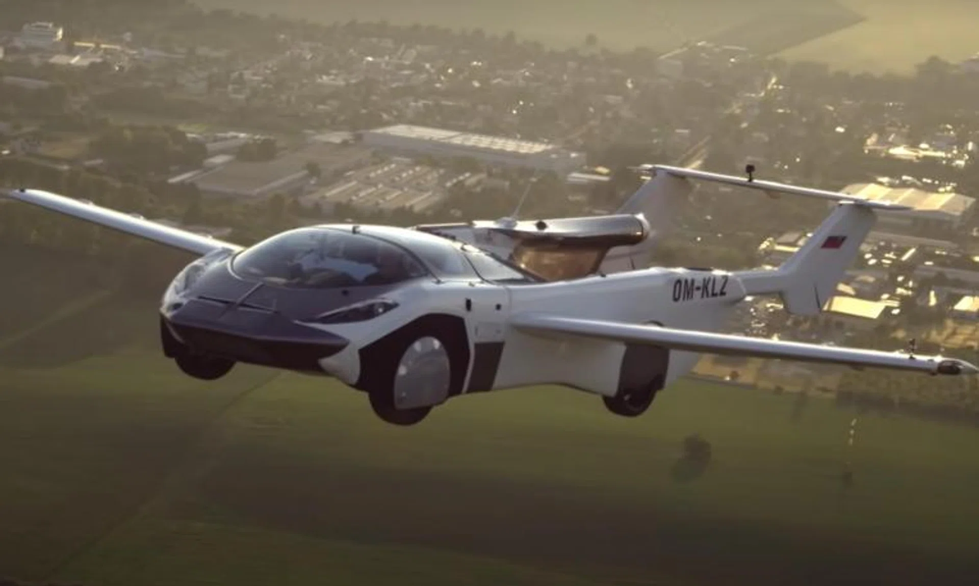 AirCar completed its first intercity flight in June 2021.