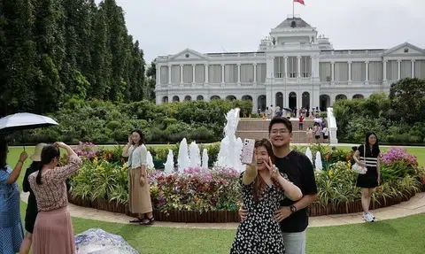 Open house to mark Hari Raya Aidilfitri, Labour Day draws thousands to Istana