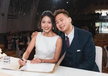 Woman diagnosed with Stage 4 cancer 10 days after wedding