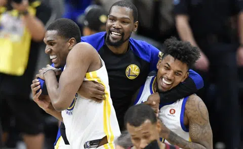 Warriors complete sweep of Cavs for 3rd NBA title in 4 years