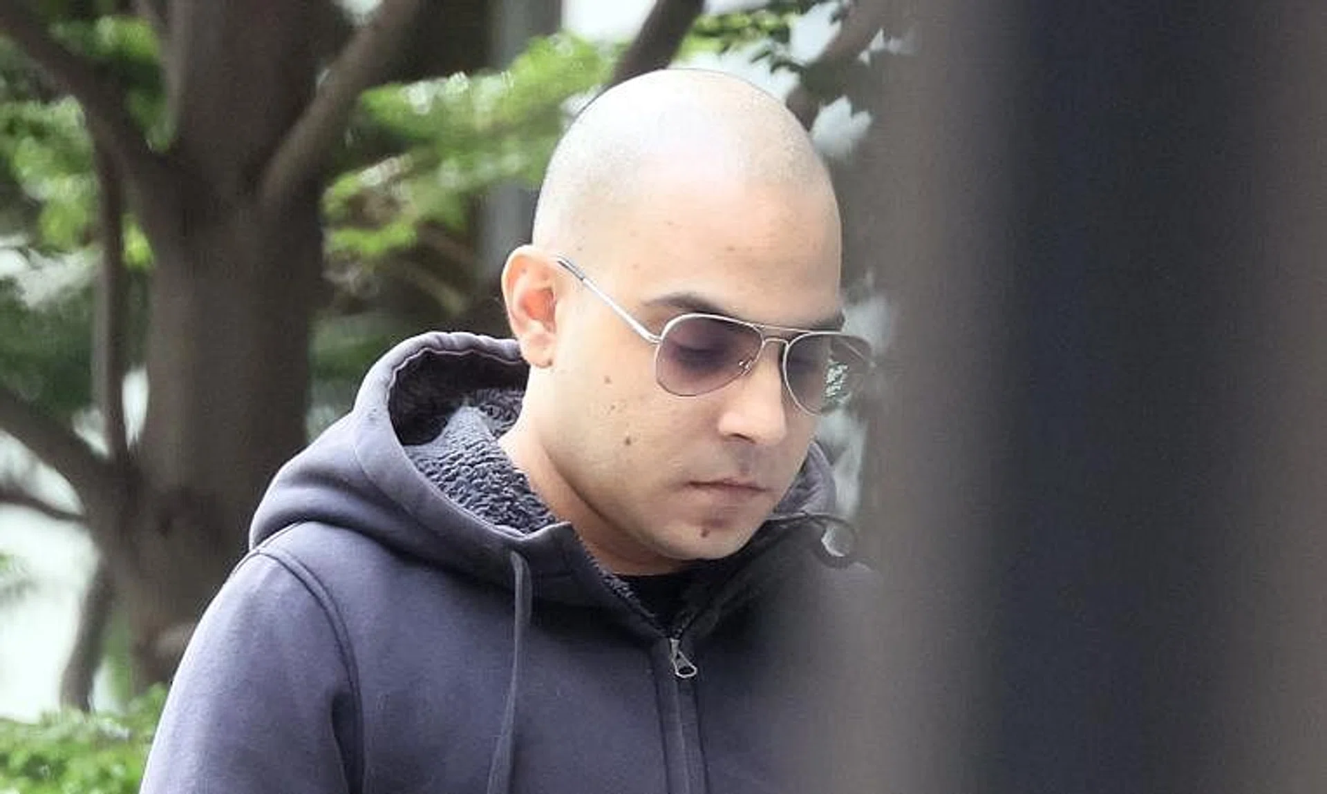 Khalid Abdullah also tried to exchange six pieces of fake $1,000 Singapore dollar notes for foreign currency notes.