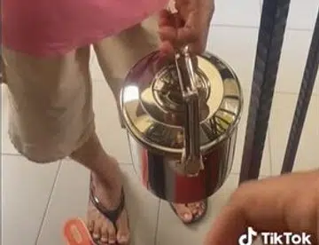 Sweet treats for sweet neighbours