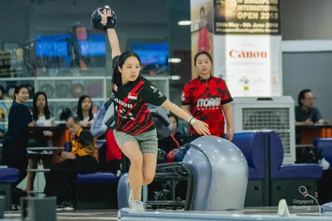 Bowler Jazreel wins Singapore Open title