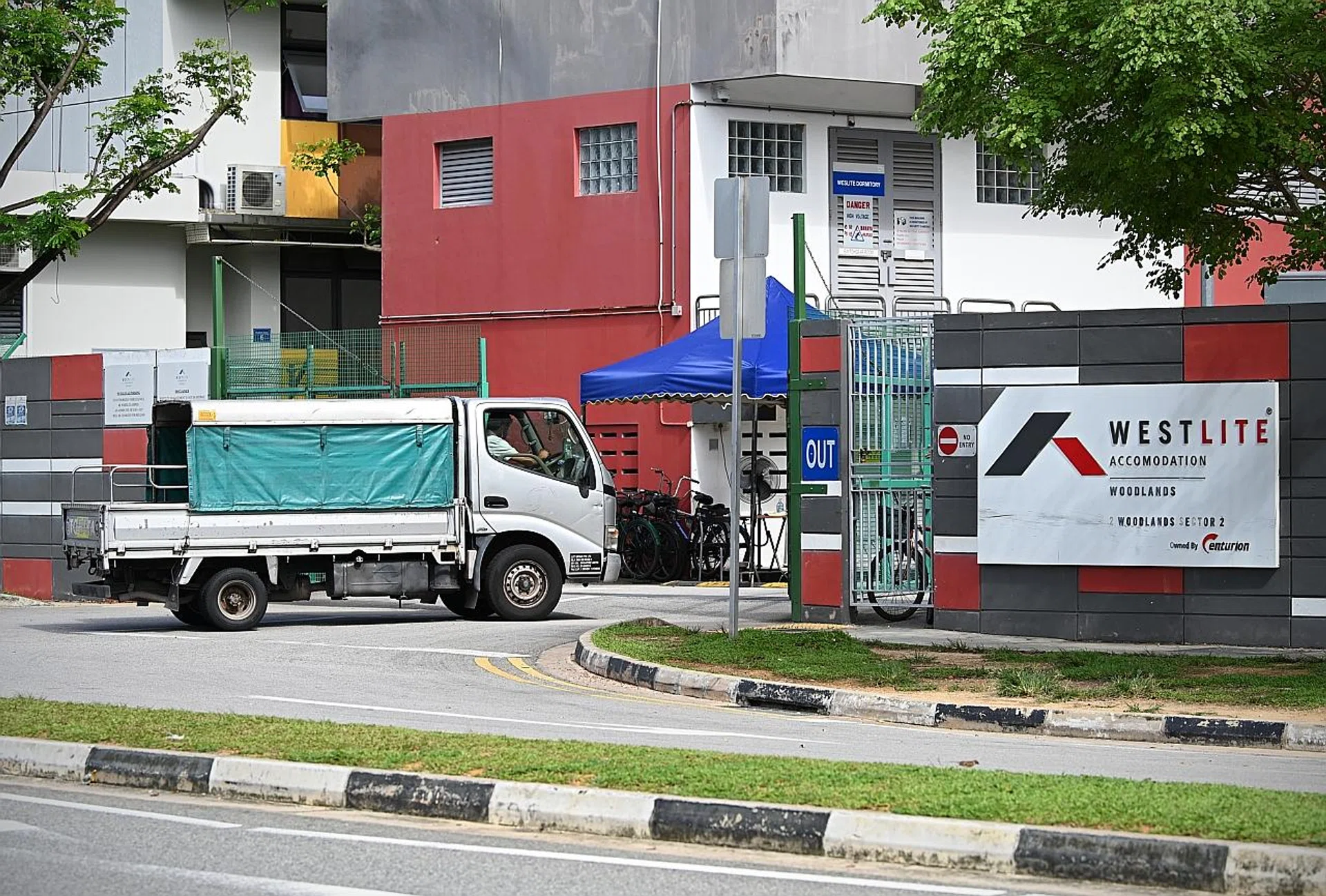 MOH said last Thursday that 17 workers in the Westlite Woodlands dorm who had recovered from Covid-19 were reinfected. Last night, it said 24 recovered workers there had tested positive, of which five were likely reinfections. 