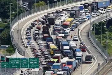 Heavy traffic expected at land checkpoints over long weekend
