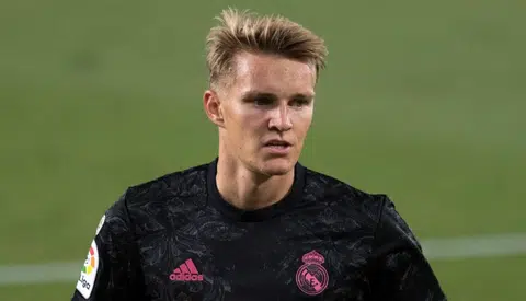Can Odegaard banish memories of Oezil at Arsenal?