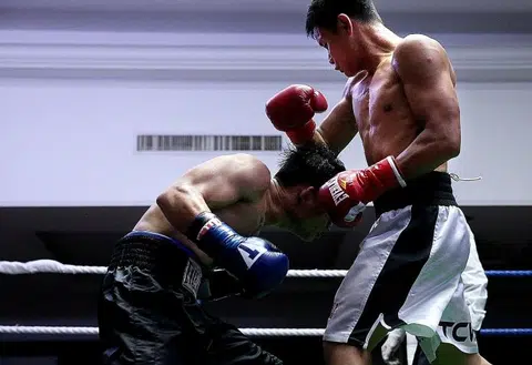 Pro boxer Ridhwan scores his third straight victory