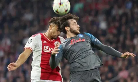 Memory of Maradona evoked as Napoli thrash Ajax 6-1
