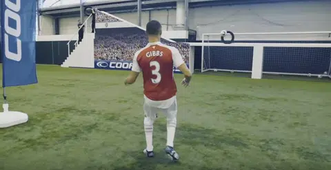 Arsenal players show off skills in tyre challenge