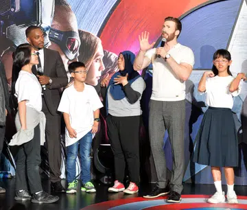 Team Cap gets big Singapore welcome at MBS