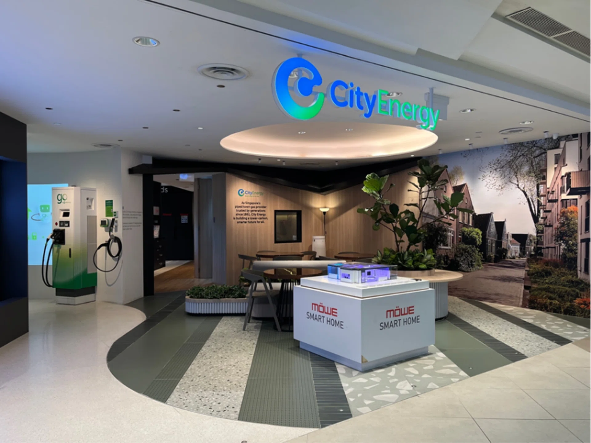 Life by City Energy is the only retail space in Singapore where you can experience live demonstrations of gas water heaters and gas dryers.