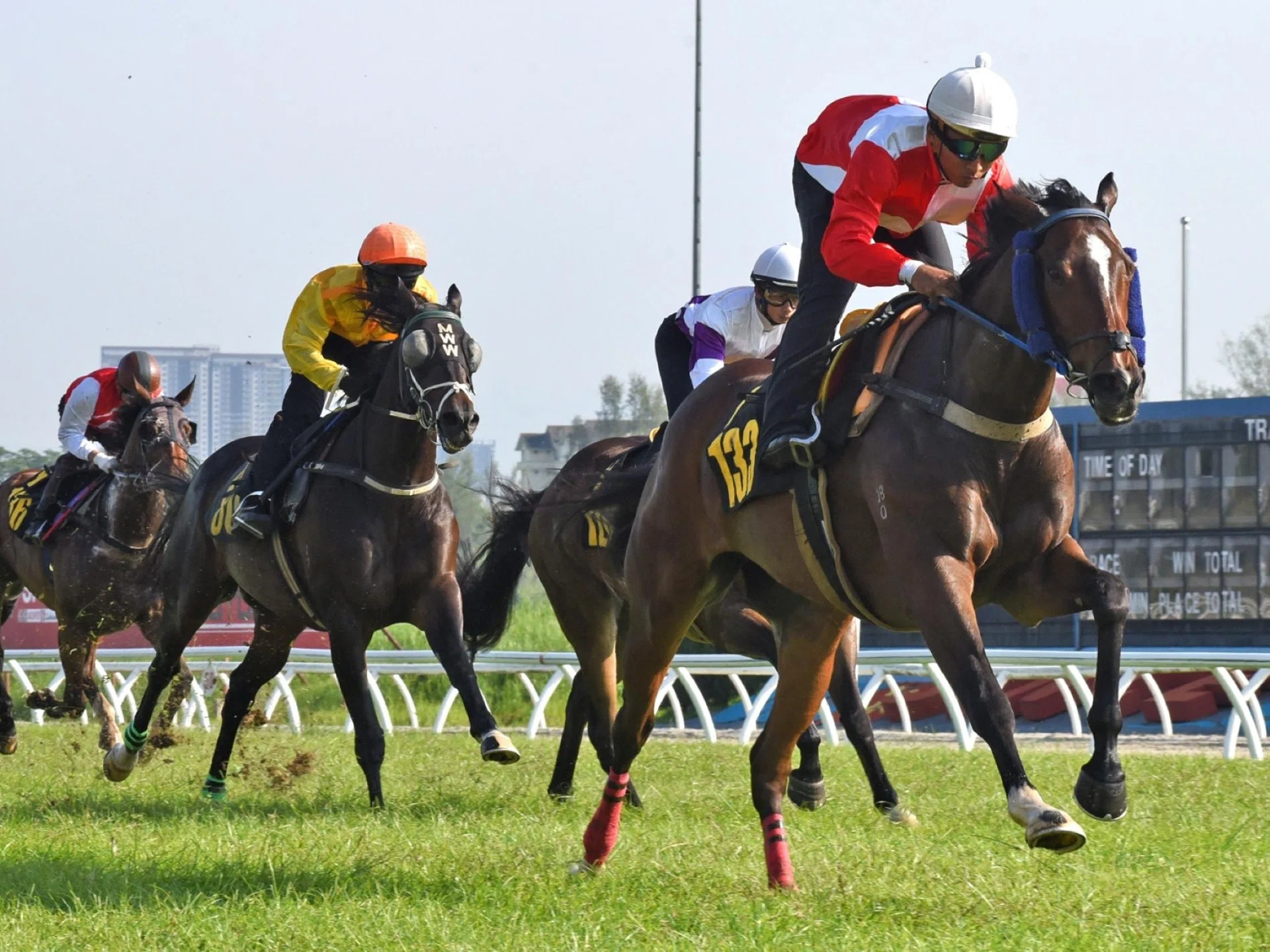 Banker’s Pretty (Nuqman Rozi) striding past her rivals to win the opening trial on Oct 14.