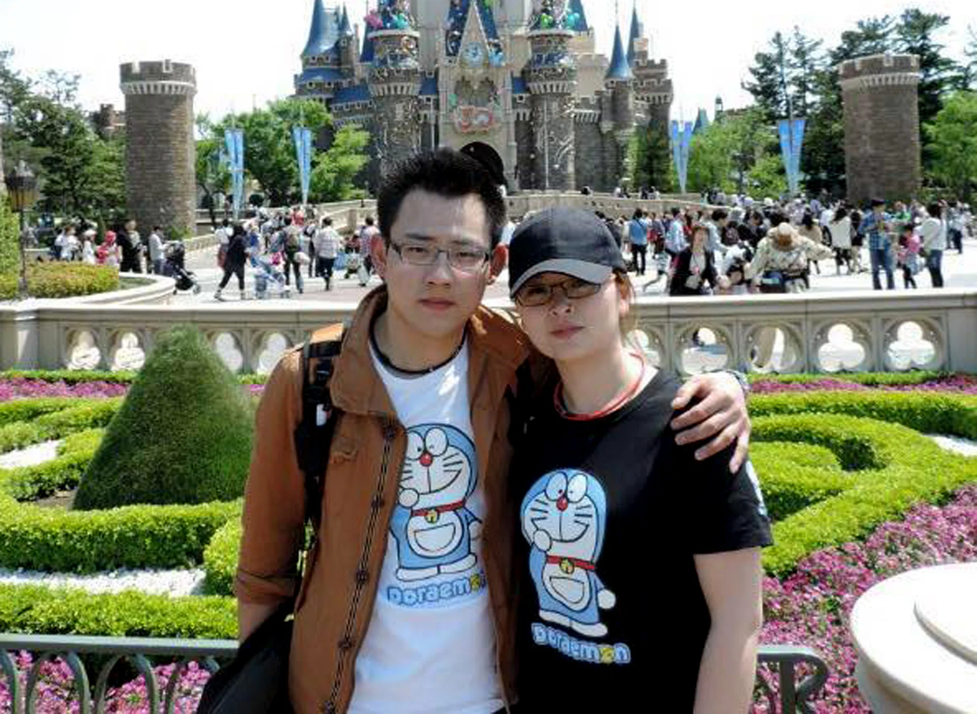 LOVERS: Madam Pu Feiyan, who was married, was strangled by her lover Wang Xingxing, who later jumped to his death. 
