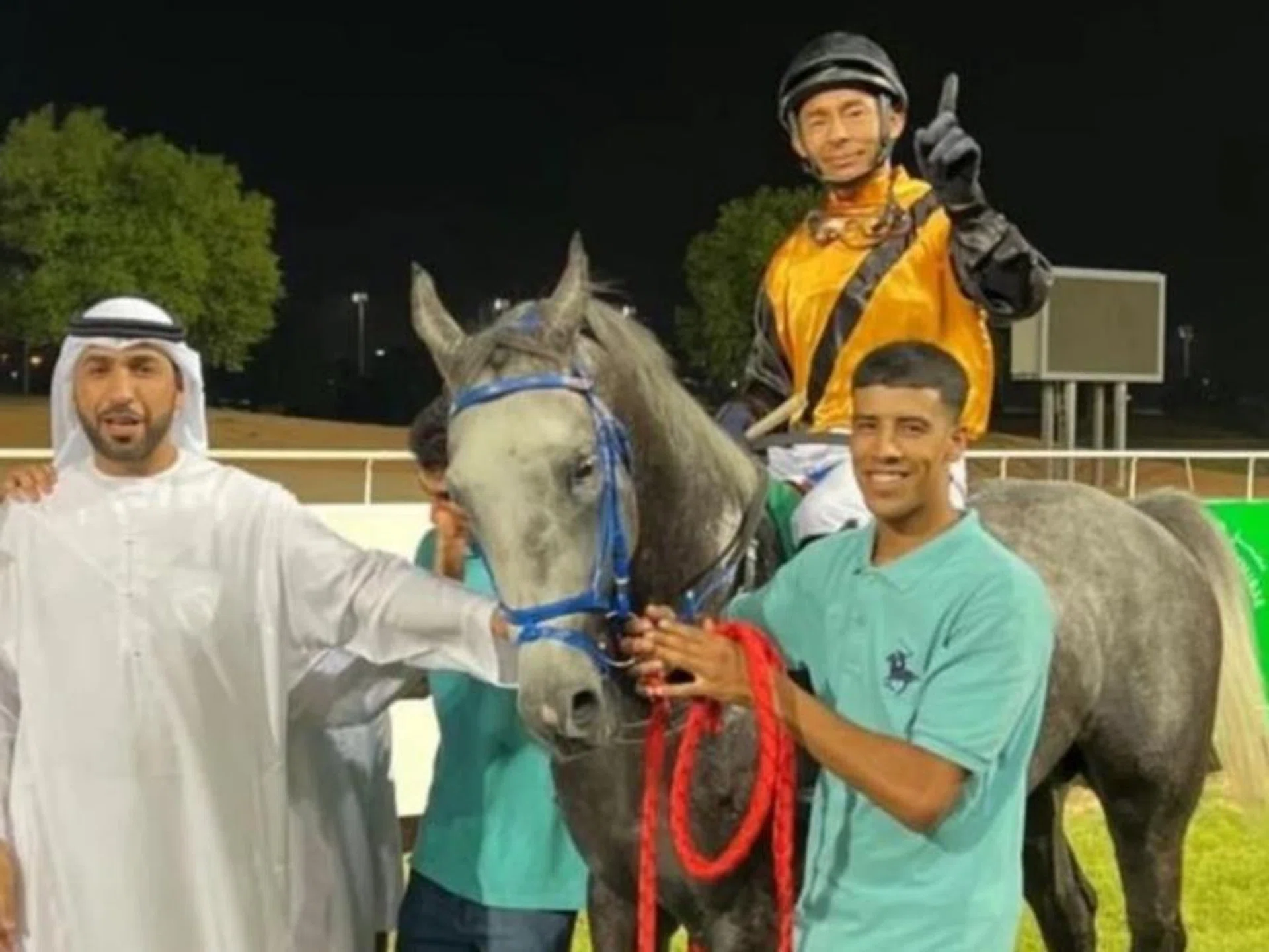 Happy connections leading Oscar Chavez back to scale after his first 2024-25 winner Kif Star in a Purebred Arabian maiden race (1,400m) at Al Ain on Nov 1. The Panamanian jockey is hoping to improve his tally of two winners for the current Dubai season with Atif at Meydan on Nov 22.
