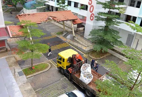 Lorry crashes into Bukit Batok covered linkway