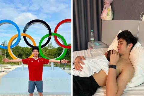 Loh Kean Yew shows off his "medal" - a baby boy