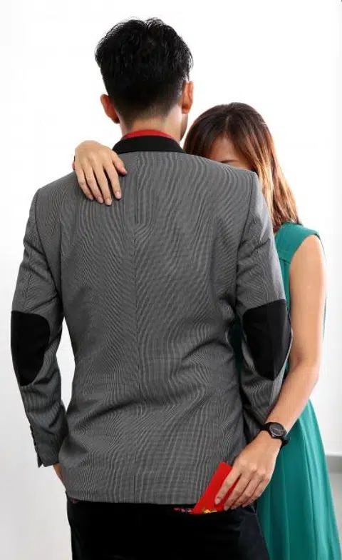 Confessions of a girlfriend-for-hire