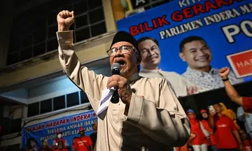 Anwar Ibrahim confident PH can form simple majority in Malaysia GE