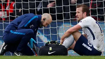 Spurs in anxious wait for Kane's injury update