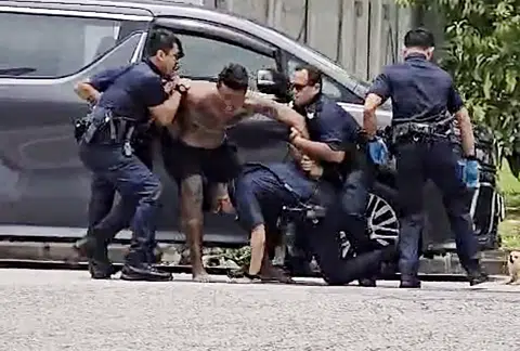 Man tries to bite police during arrest after drugs, vape found on him; was wanted by CNB