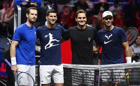Federer bids emotional farewell to tennis at Laver Cup