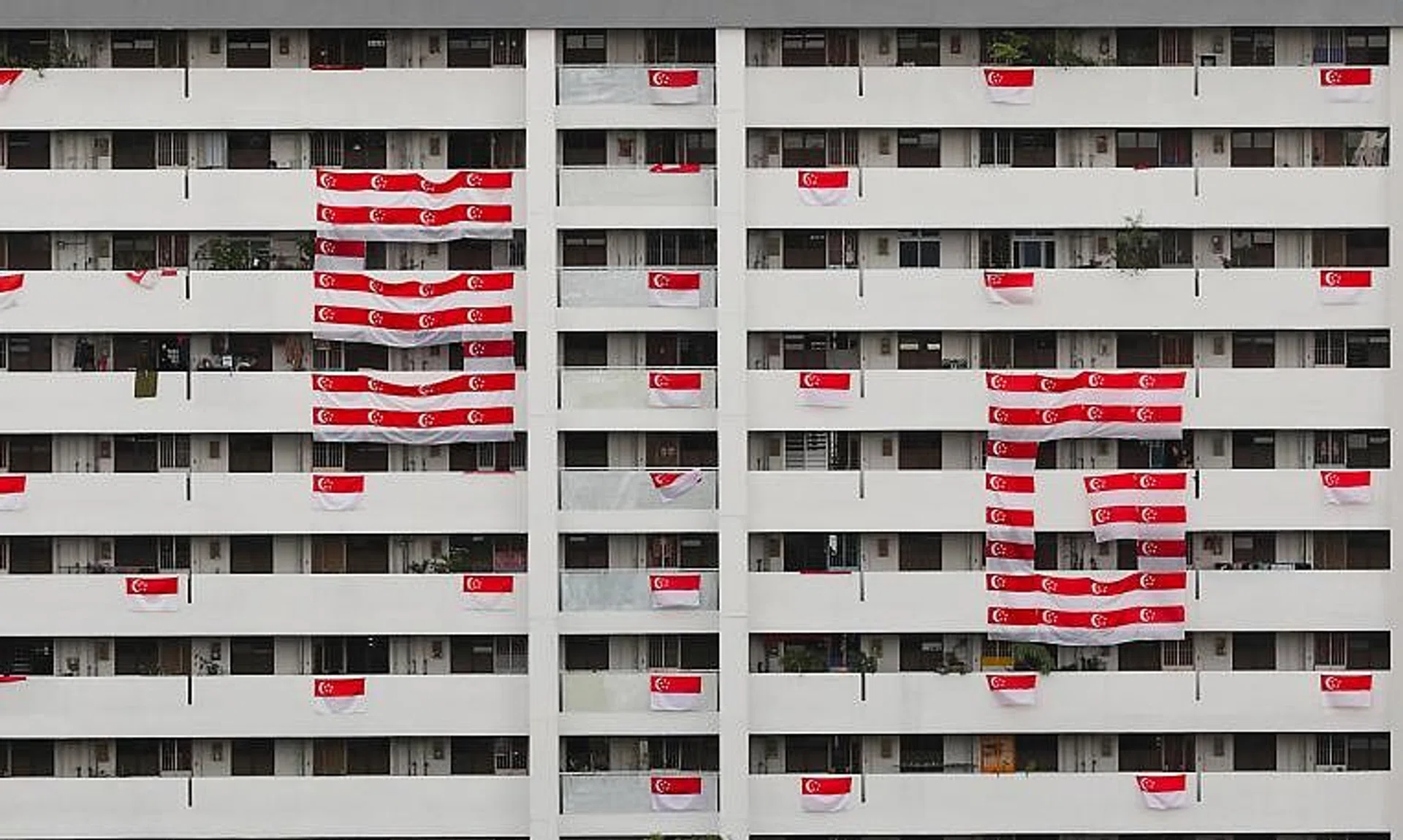 From July 1 to Sept 30, households may display the national flag at their offices, building premises, and residential premises. 