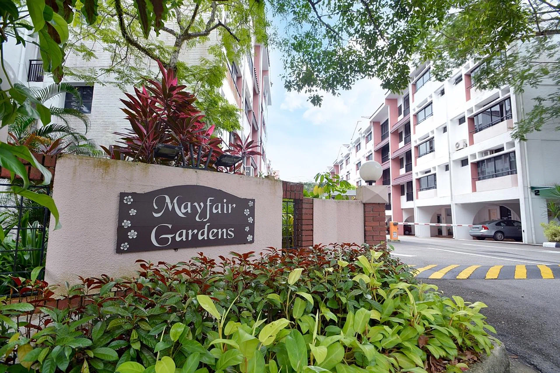 Mayfair Gardens was a sizeable collective sales site for Oxley last year.