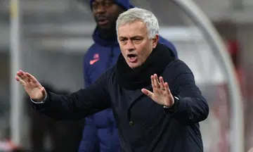 Mourinho plays down Spurs expectations, questions Liverpool's injury crisis