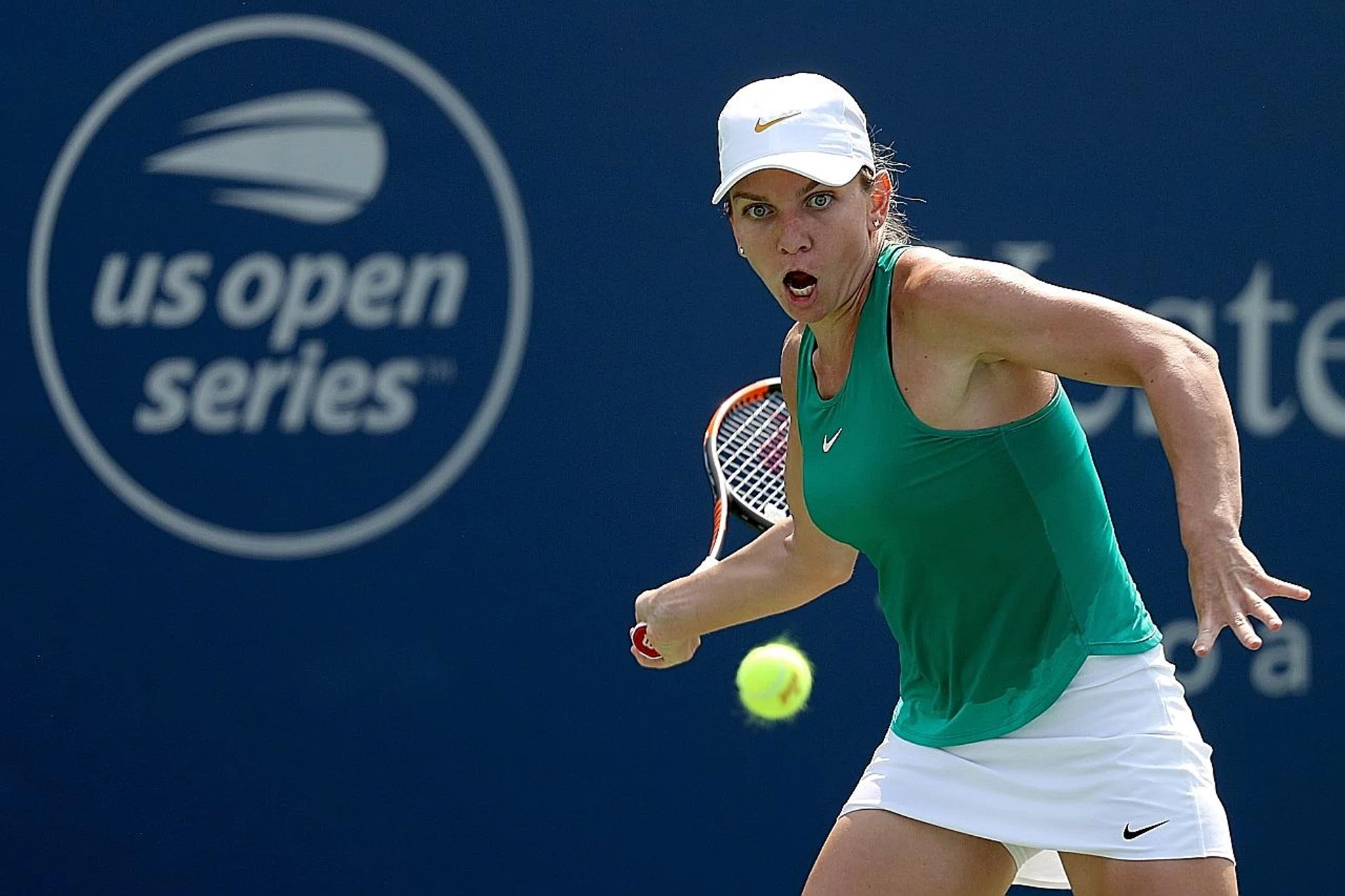 Simona Halep finally won her maiden Grand Slam title at Roland Garros. 