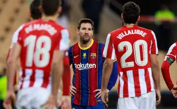 Barca's Messi sees red as Bilbao claim Super Cup glory