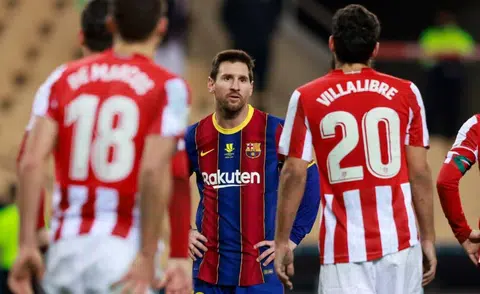 Barca's Messi sees red as Bilbao claim Super Cup glory