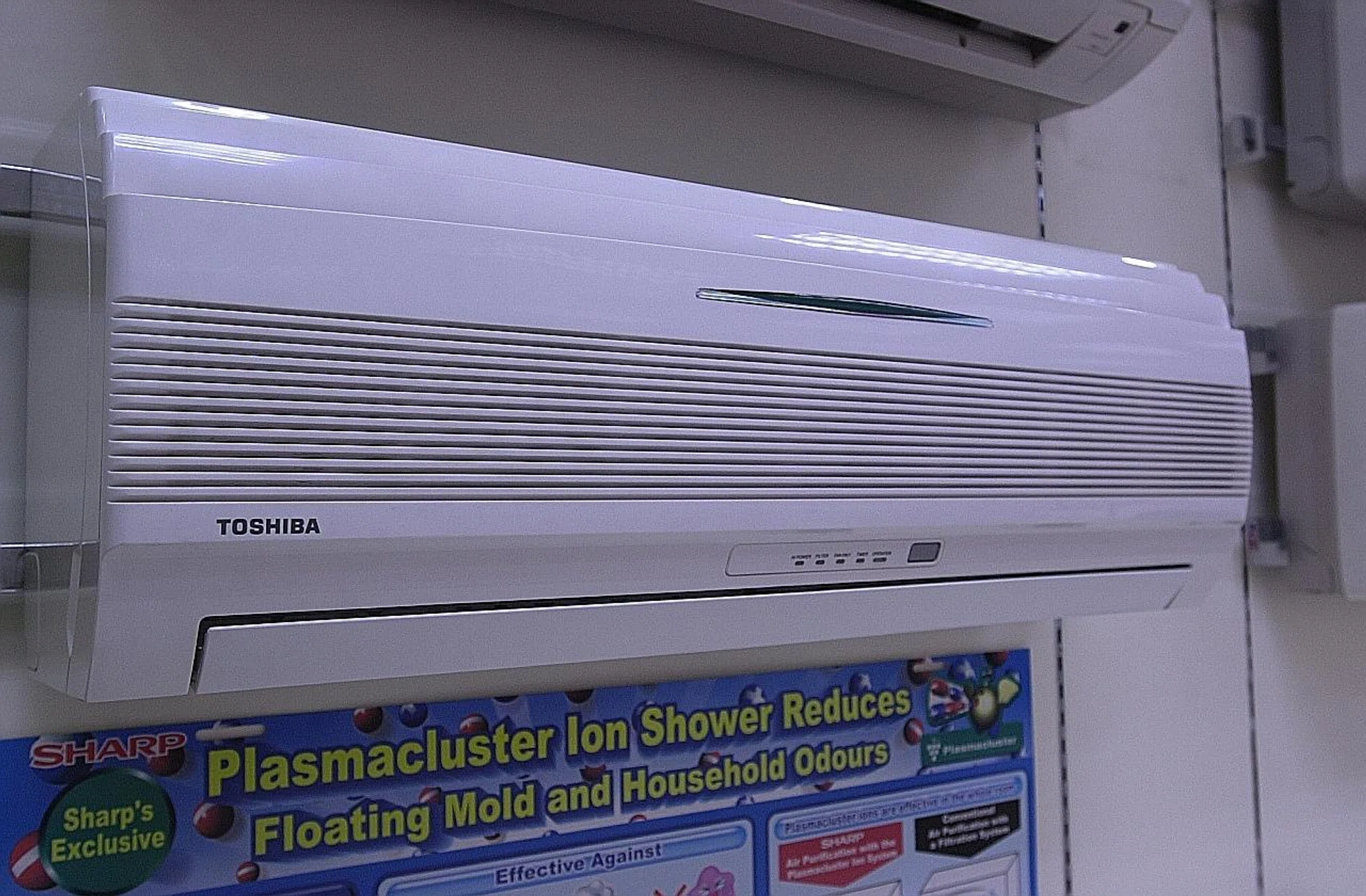 An optimal temperature to run the air-con would be 25 deg C. 