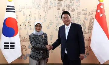 President Halimah suggests more flights between Singapore and S. Korea