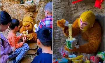 Chinese netizens go bananas over $1,000 job to dress as Monkey King and be fed by tourists